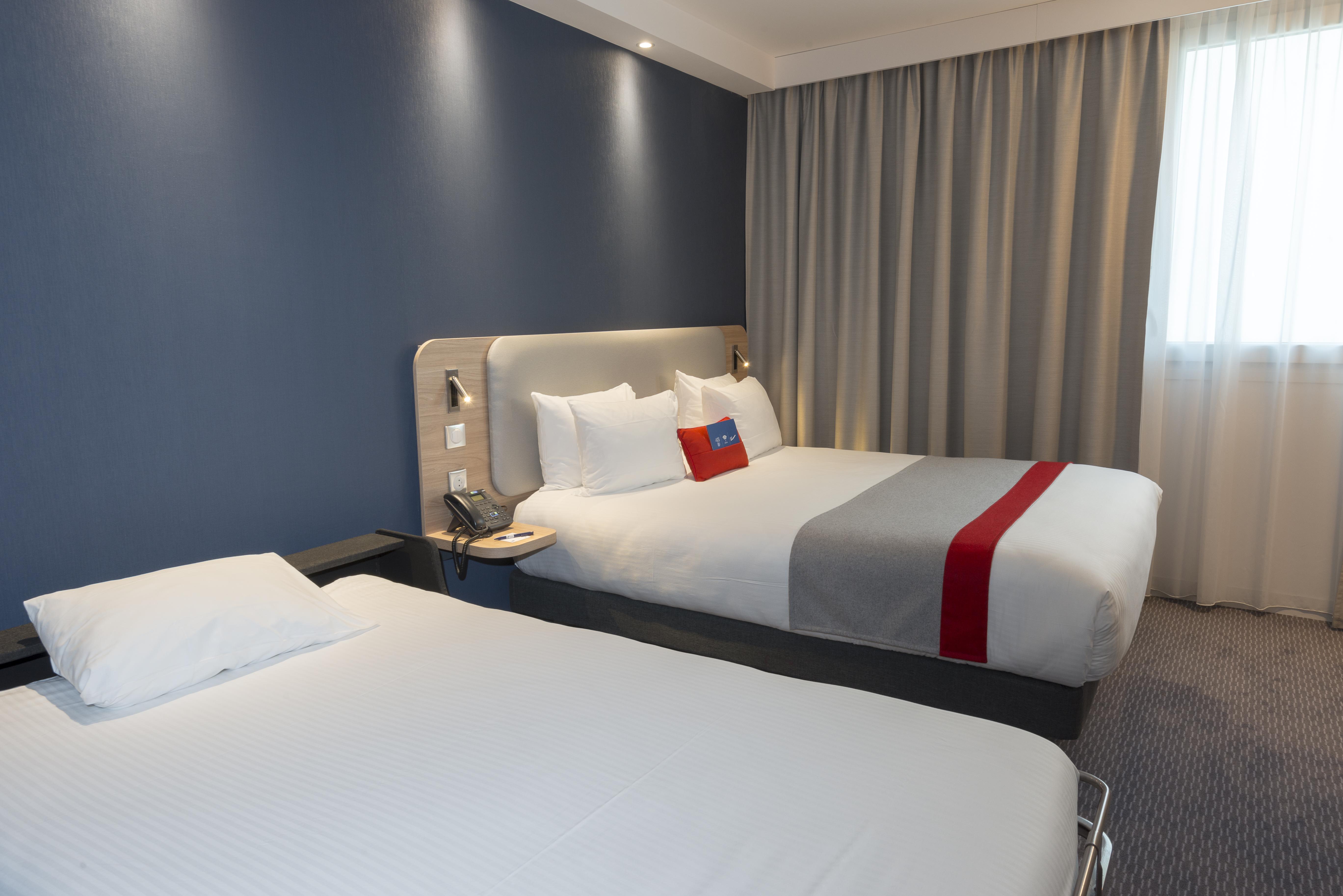 Holiday Inn Express Paris - Velizy By Ihg Ngoại thất bức ảnh