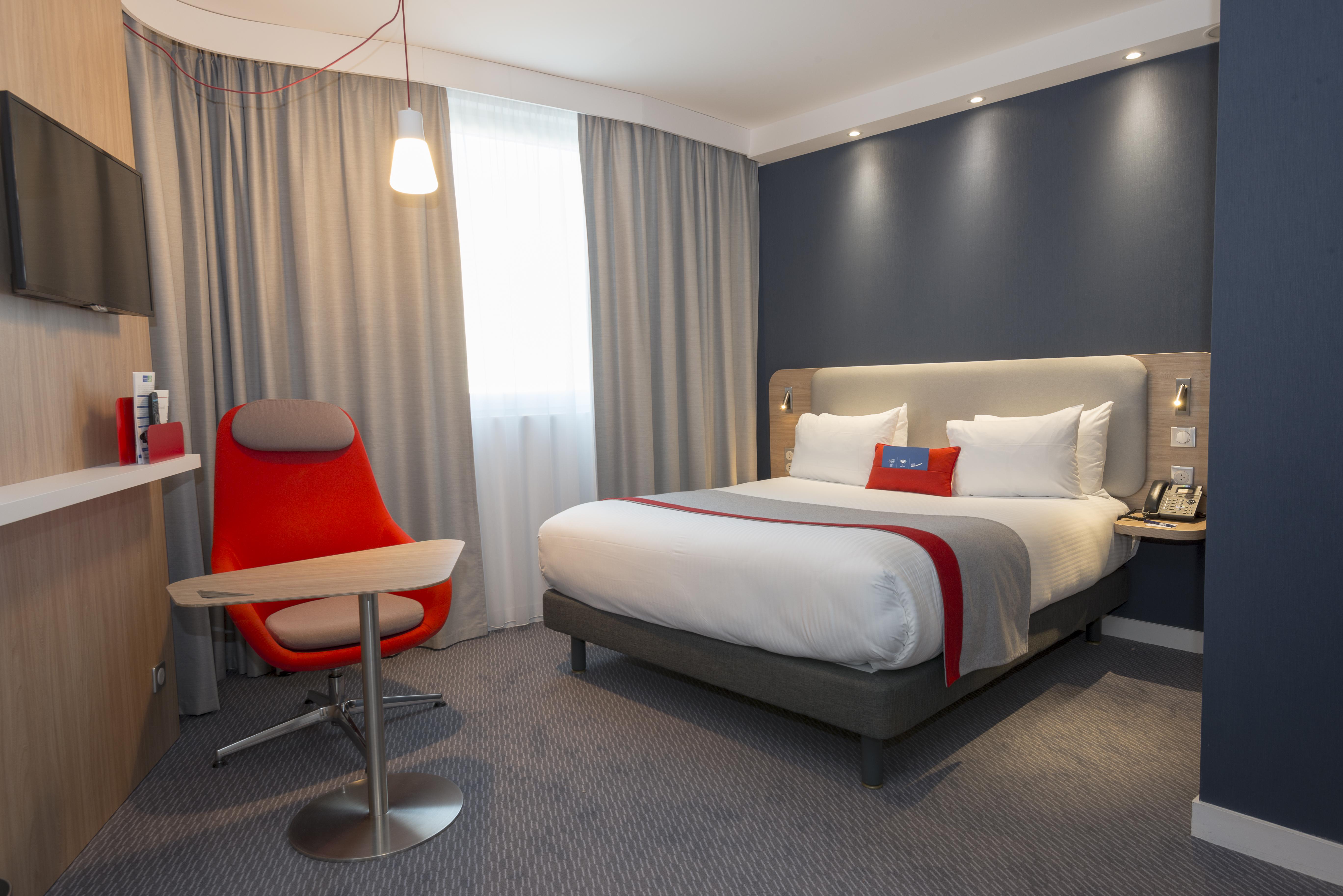 Holiday Inn Express Paris - Velizy By Ihg Ngoại thất bức ảnh