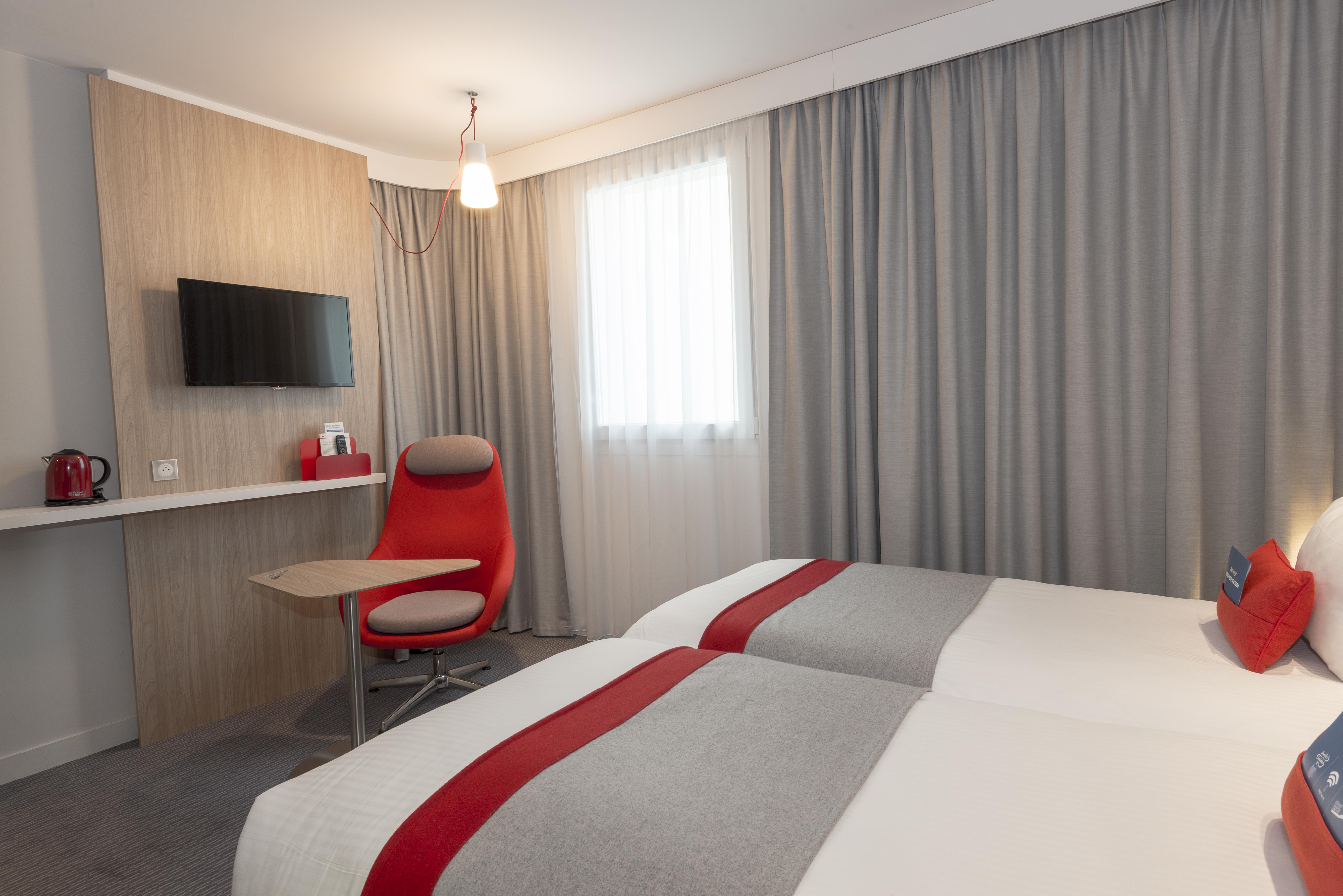Holiday Inn Express Paris - Velizy By Ihg Ngoại thất bức ảnh