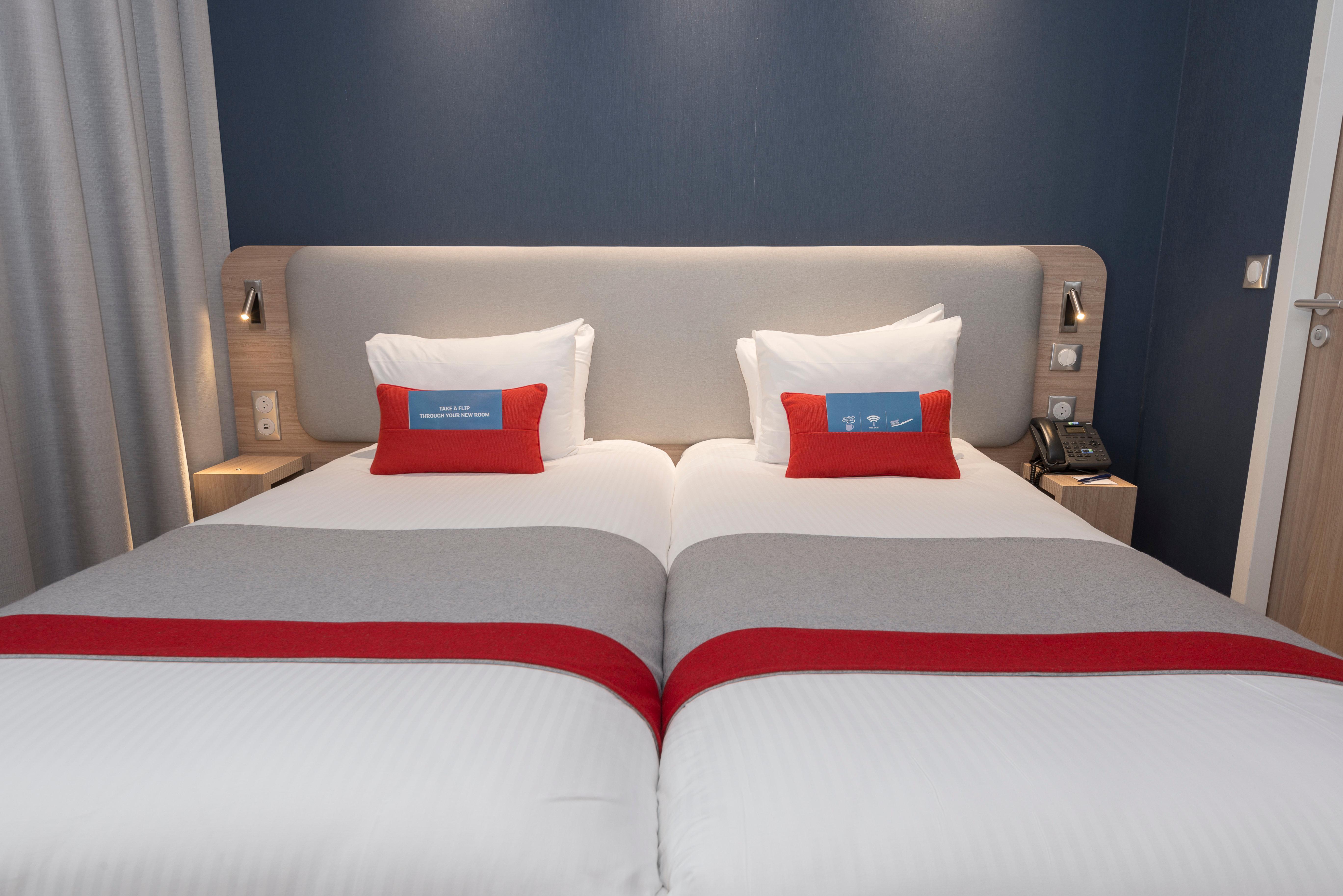 Holiday Inn Express Paris - Velizy By Ihg Ngoại thất bức ảnh