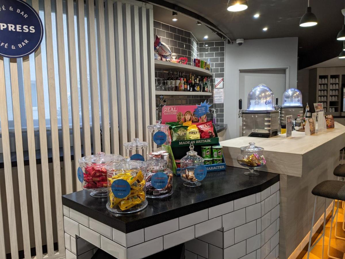 Holiday Inn Express Paris - Velizy By Ihg Ngoại thất bức ảnh