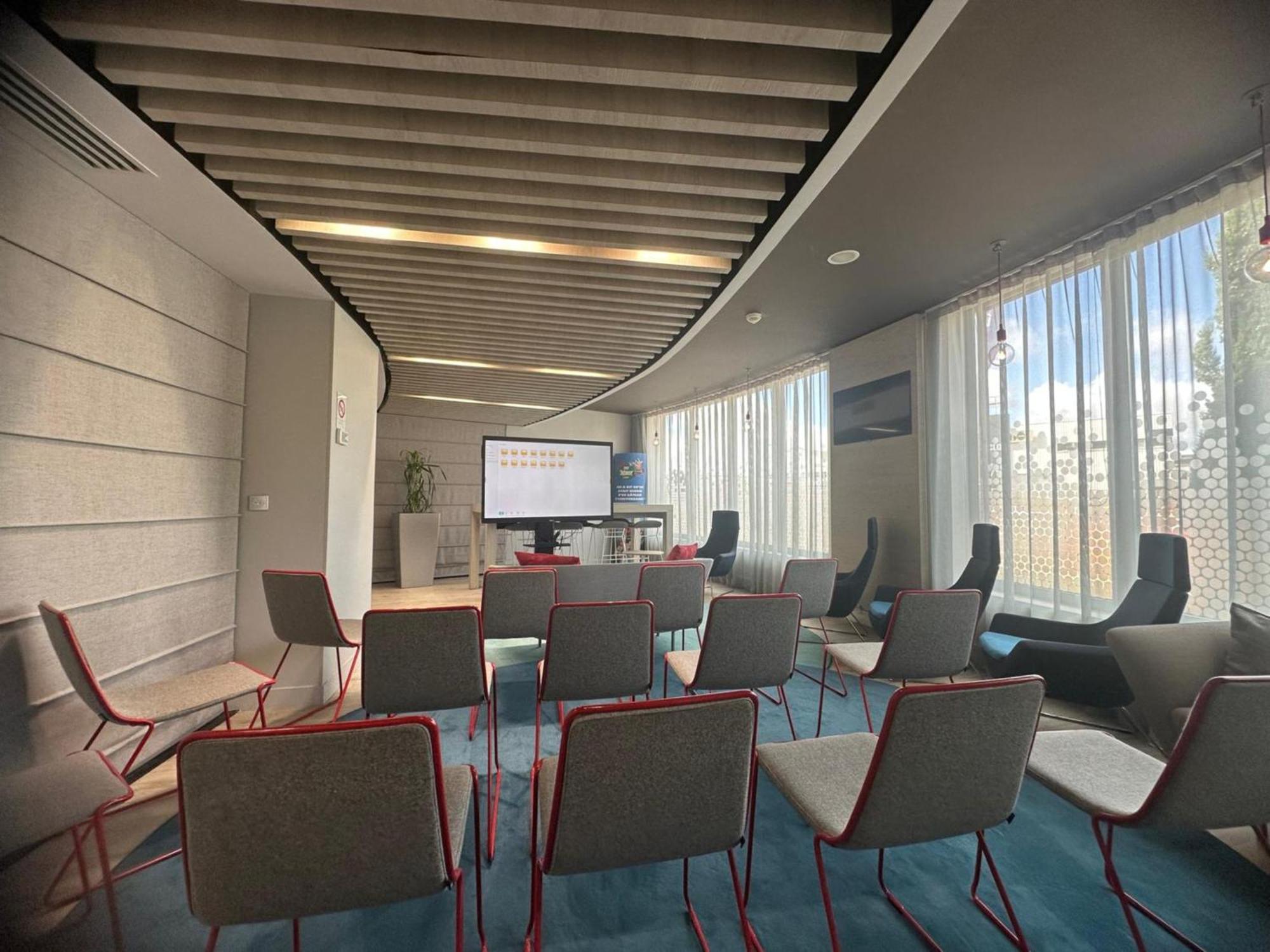 Holiday Inn Express Paris - Velizy By Ihg Ngoại thất bức ảnh