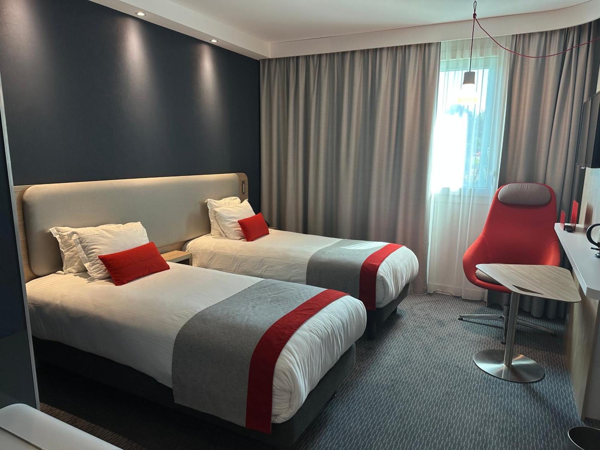 Holiday Inn Express Paris - Velizy By Ihg Ngoại thất bức ảnh