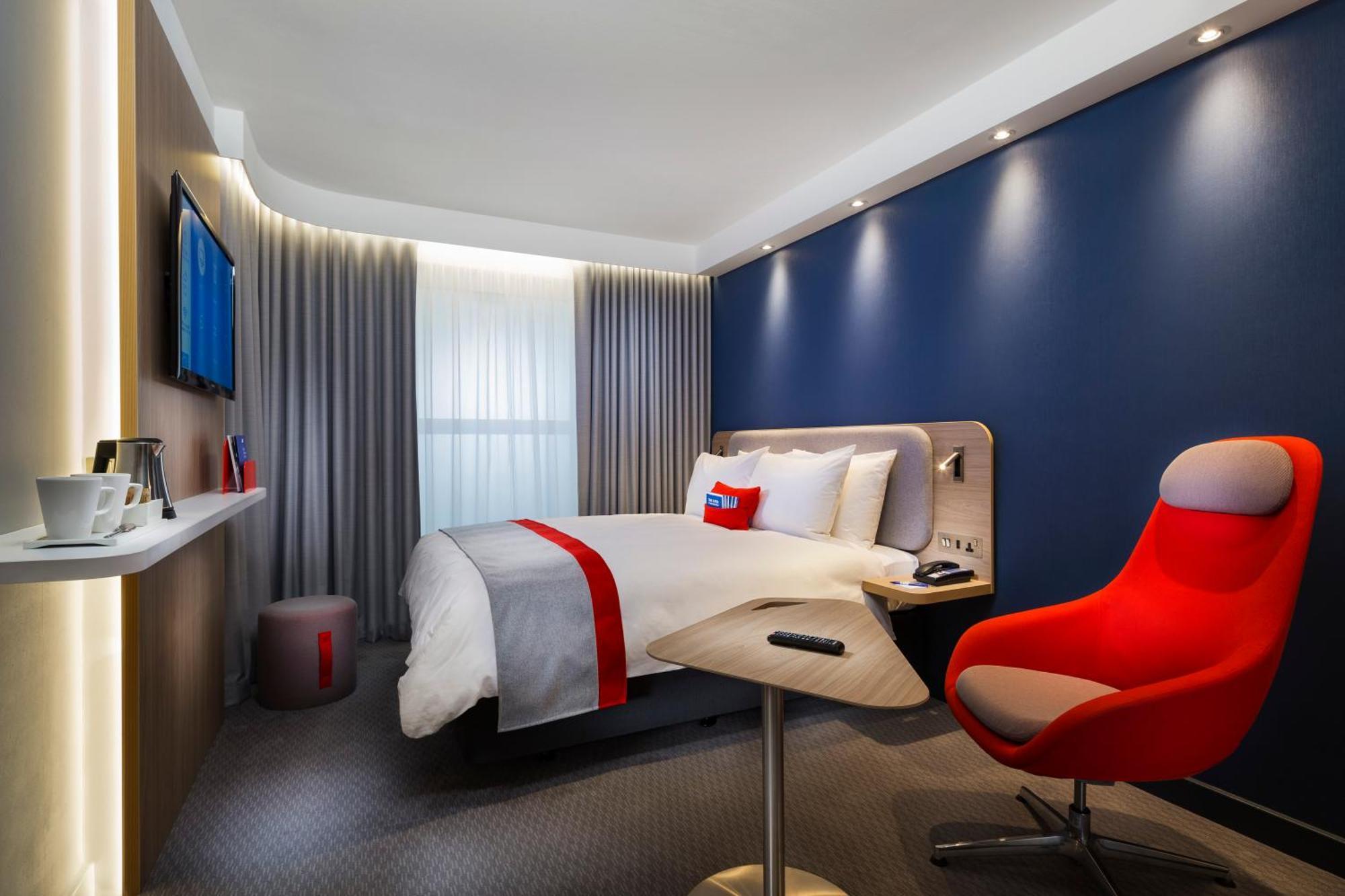 Holiday Inn Express Paris - Velizy By Ihg Ngoại thất bức ảnh