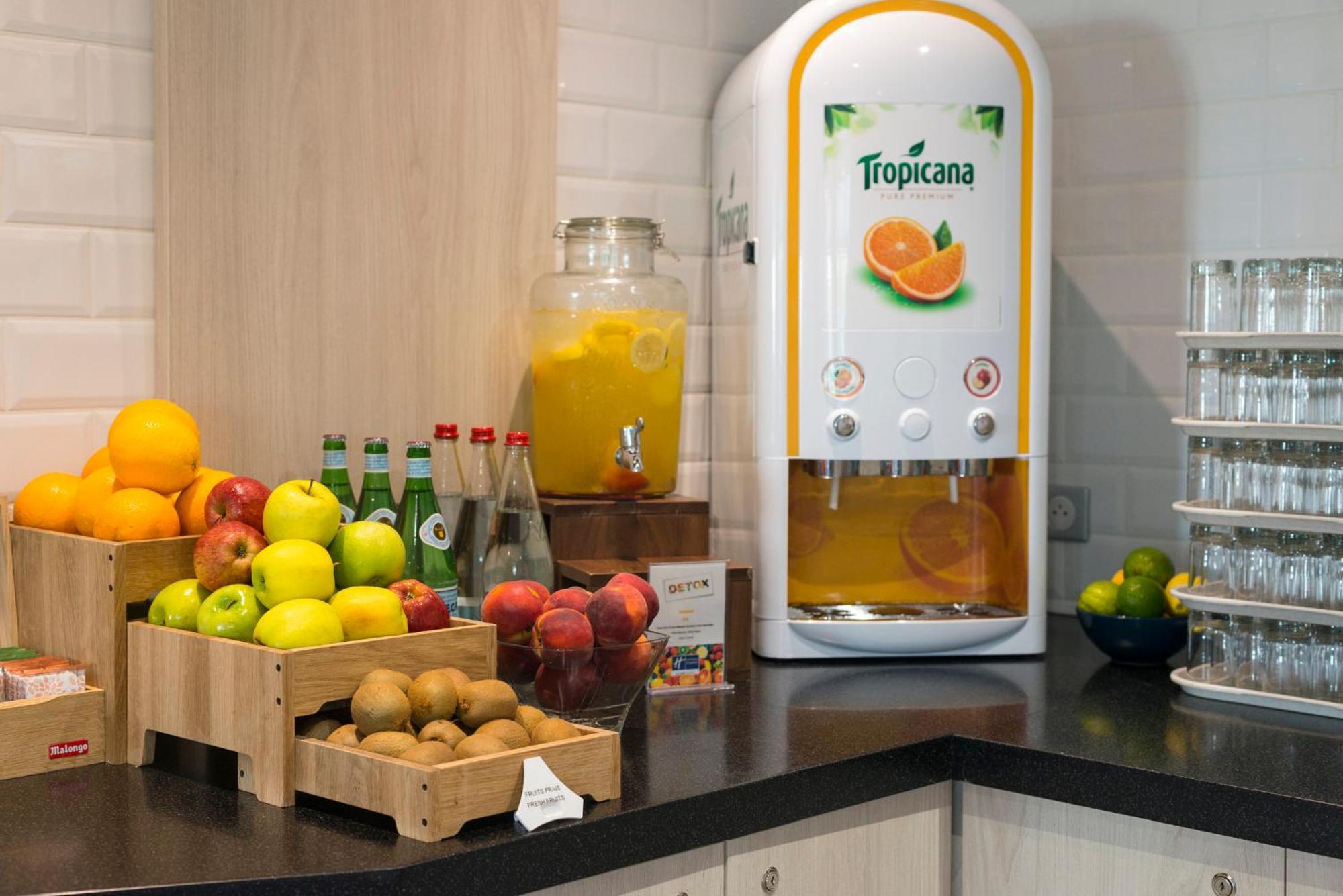 Holiday Inn Express Paris - Velizy By Ihg Ngoại thất bức ảnh
